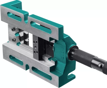Тиски KRAFTOOL станочные трехсторонние 32716-100 купить в Надыме