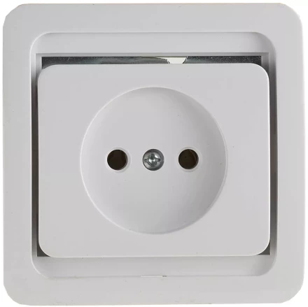 Розетка СВЕТОЗАР "ГАММА" одинарная, цвет белый, 16А/~250В SV-54100-W купить в Надыме