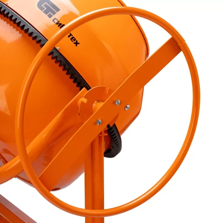 Бетоносмеситель БСЕ-180П, 180 л, 700 Вт, полиамидный венец// Сибртех 95509 купить в Надыме