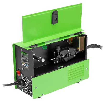 Аппарат инвертор. полуавтомат. сварки Сибртех ИСП-140, 140 А, ПВ 60% 94321 купить в Надыме