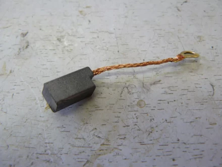 Щетка графитовая (пара) 8х6х16 Применение купить в Надыме