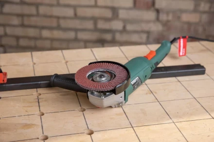 Круг Лепестковый Торцевой (КЛТ) HAMMER КЛТ 1 Ф125х22 Р120 213-005 купить в Надыме