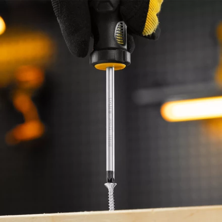 Отвертка, PZ1x75 мм, S2, 3к рукоятка Denzel 122057 купить в Надыме