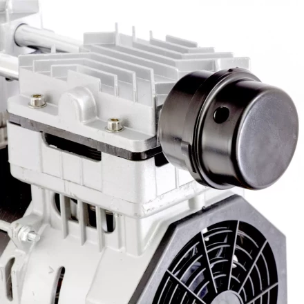 Компрессор безмаслянный Denzel DLS950/24 малошумный 58026 купить в Надыме