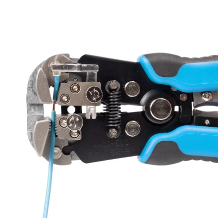 Автоматический многофункциональный стриппер КВТ WS-17 для снятия изоляции с проводов 0.05–10 мм(84418) купить в Надыме