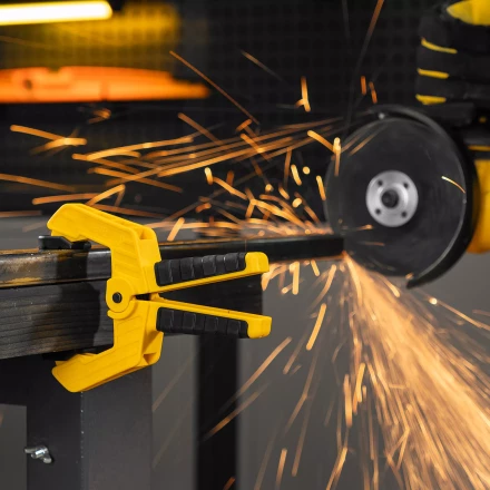 Струбцина клещеобразная Denzel, усиленная 65 х 50 мм, двухкомпонентные рукоятки, 20796 купить в Надыме