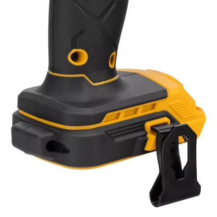 Дрель-шуруповерт аккумуляторная, бесщет.  Denzel 26141 BLDL-18-0 Li-Ion, 18 В купить в Надыме