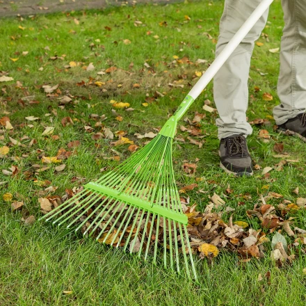 Грабли веерные стальные Palisad, 565 мм, 22 плоских зуба, эмалированные, усиленные, без черенка, 617015 купить в Надыме