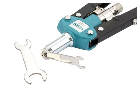 Заклепочник двуручный 420 мм, двухкомпонентные рукоятки, для заклепок 2.4-3.2-4.0-4.8 GROSS 40407 купить в Надыме