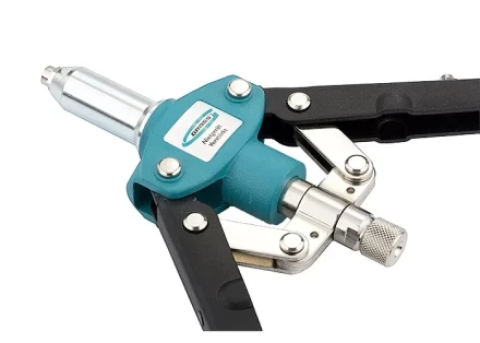 Заклепочник двуручный 420 мм, двухкомпонентные рукоятки, для заклепок 2.4-3.2-4.0-4.8 GROSS 40407 купить в Надыме