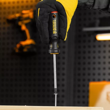 Набор отвёрток Denzel 122117, 2 шт., PH+SL, S2, 3к рукоятка купить в Надыме