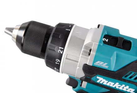 Аккумуляторная дрель-шуруповерт Makita DDF486RT купить в Надыме