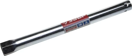 Ключ свечной ЗУБР "МАСТЕР" трубчатый, торцовый с резинкой, 280мм, 21мм 27505-21-280 купить в Надыме