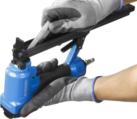 Степлер (скобозабиватель) пневматический для скоб тип 53F (10-22 мм) и тип 140 (10-14 мм) 3190 серия ПРОФЕССИОНАЛ купить в Надыме