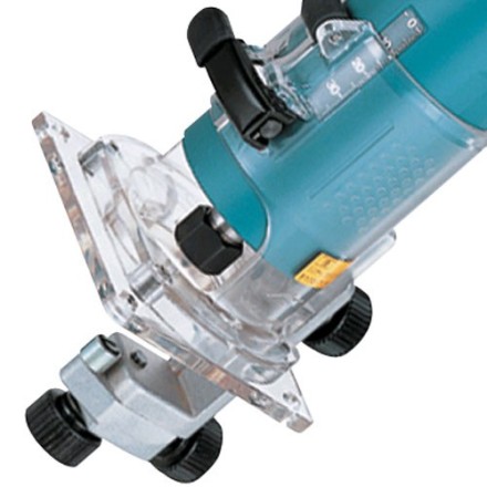 Угловая шлифмашина Makita 9558HNRZ УШМ Болгарка купить в Надыме