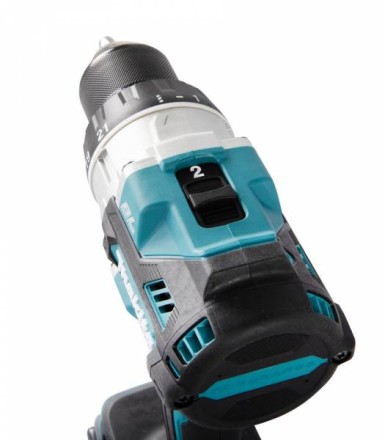 Аккумуляторная дрель-шуруповёрт Makita DDF486RTJ купить в Надыме