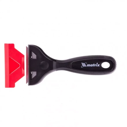 Скребок пластмассовый с трапециевидным сменным лезвием Matrix 79546 купить в Надыме