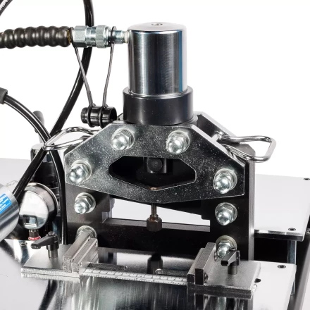 Стол КВТ СШО-150 NEO с комплектом шинообрабатывающего оборудования для шин до 150 мм (85683) купить в Надыме