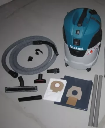 Пылесос промышленный Makita VC2512L купить в Надыме