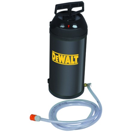 Нагнетательный водяной насос DeWalt D 215824 купить в Надыме