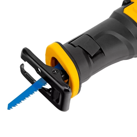 Пила сабельная аккумуляторная CRC-115, 18В Li-Ion Denzel 28465 купить в Надыме