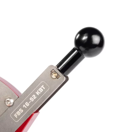 Инструмент КВТ FBS 16–52 для снятия полупроводящего экрана на кабелях из сшитого полиэтилена 16–52 мм (101903) купить в Надыме