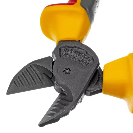 Бокорезы, диэлектрические рукоятки Denzel 17789, до 1000 В, трехкомпонентные рукоятки, 180 мм купить в Надыме