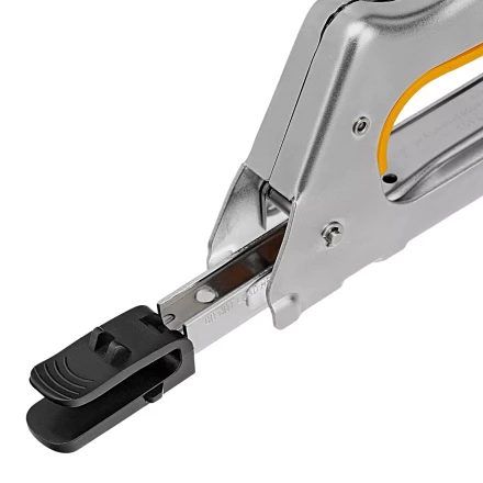 Степлер металлический, скобы в комплекте, 2К рукоятка, тип 53, 6-10 мм Denzel 40222 купить в Надыме