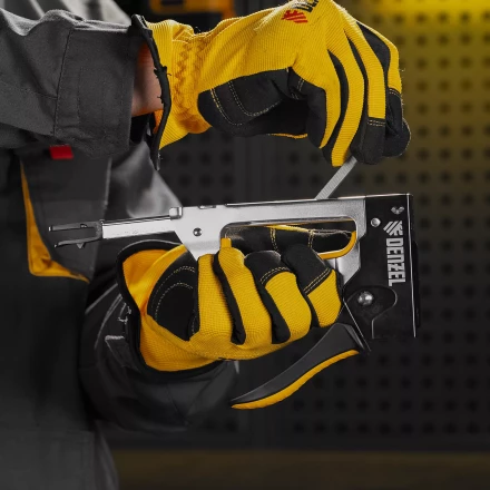 Степлер металлический, скобы в комплекте, 2К рукоятка, тип 53, 6-10 мм Denzel 40222 купить в Надыме