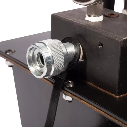 Насосная гидравлическая станция КВТ ПМЭ-7100 объем маслобака 10.0 л (230 В/50 Гц) (91798) купить в Надыме