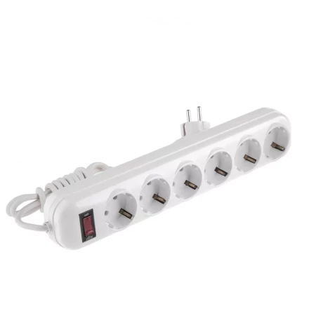 Удлинитель бытовой с заземлением и выключателем 3 м 6 розеток 10 A серия УХз10 Denzel 95981 купить в Надыме