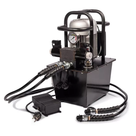 Насосная гидравлическая станция двухканальная КВТ ПМЭ-7100-К2 объем маслобака 10.0 л (230 В/50 Гц) (91800) купить в Надыме