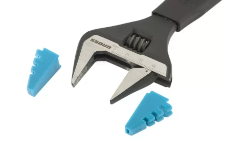 Ключ разводной 200 мм CrV тонкие губки защитные насадки GROSS 15568 купить в Надыме