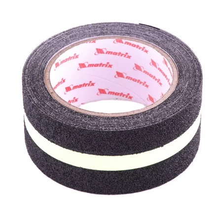 Лента клейкая противоскользящая c фотолюминисцентной полосой 50 мм x 5 м Matrix 88719 88719 купить в Надыме