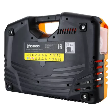 Компрессор безмасляный DEKO 180 с набором из 6 инструментов, 009-0100 купить в Надыме