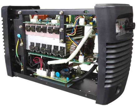 Инвертор ЗУБР сварочный, электр. 1,6-3,2 мм, А20-140, 1*220В ЗАС-140 купить в Надыме