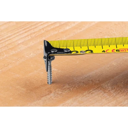 Рулетка с ударостойким обрезиненным корпусом 34122-10 купить в Надыме