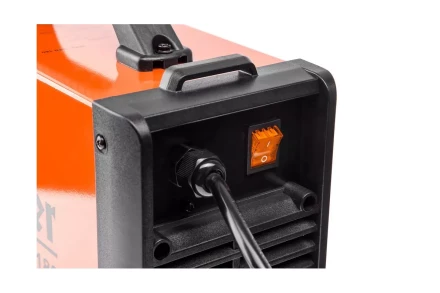 Сварочный аппарат WESTER MMA-VRD 180 купить в Надыме