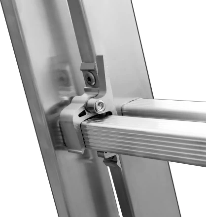 Лестница СИБИН универсальная, трехсекционная со стабилизатором, 7 ступеней 38833-07 купить в Надыме