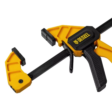 Струбцина F-образная Denzel, быстрозажимная, 300 х 55 мм, усиленный нейлоновый корпус 20502 купить в Надыме