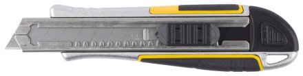 Нож STAYER &quot;PROFI&quot; обрезиненная рукоятка Super Grip,метал. корпус,автостоп,допфиксатор,кассета на 6 лезвий,18мм 9146 купить в Надыме