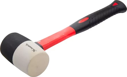 Киянка резиновая, 680 г, черно-белая резина, фибергласовая рукоятка MATRIX 11172 купить в Надыме