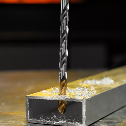 Сверло спиральное по металлу Denzel, 8,5 х 165 мм, Р6М5, Golden Tip, удлиненное, 718261 купить в Надыме