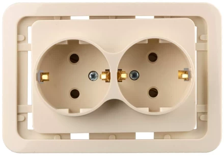Розетка СВЕТОЗАР "ГАММА" двойная, с заземлением, цвет бежевый, 16А/~250В SV-54107-B купить в Надыме