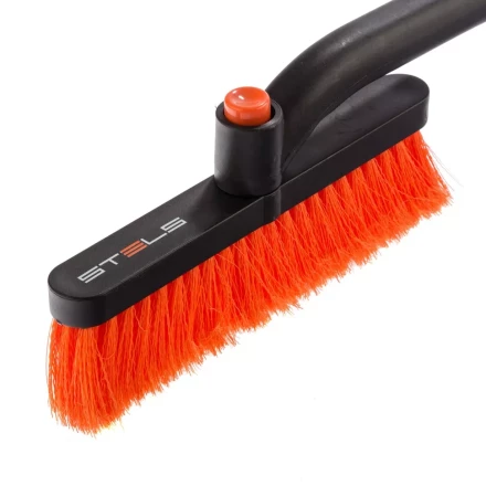 Щетка-сметка для снега со скребком телескопическая поворотная голова 690-910 мм Stels 55307 купить в Надыме