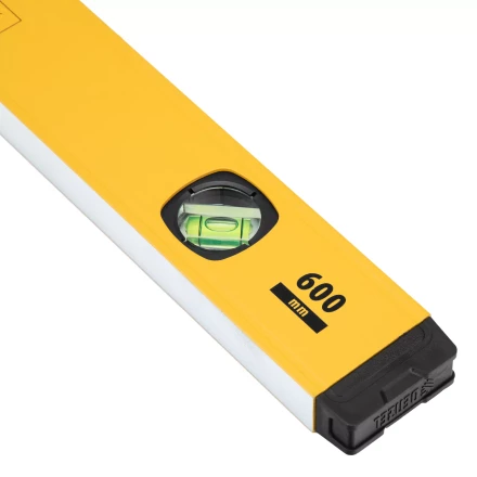 Уровень алюминиевый Denzel 33691, магнит, фрезерованный, 3 глазка (1 зеркал.), 0,5 мм/м, 600 мм купить в Надыме