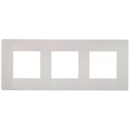 Панель СВЕТОЗАР накладная вертикальная, 3 гнезда SV-55220-3 купить в Надыме