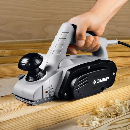 Рубанок электрический ЗР-950-82 серия МАСТЕР купить в Надыме