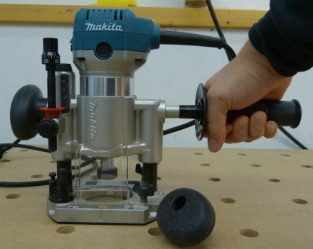 Фрезер Makita RT0700CX2 купить в Надыме