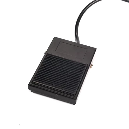 Пресс-клещи электрические КВТ ПКЭ-01 для опрессовки наконечников и разъемов матрицами МПК (87730) купить в Надыме